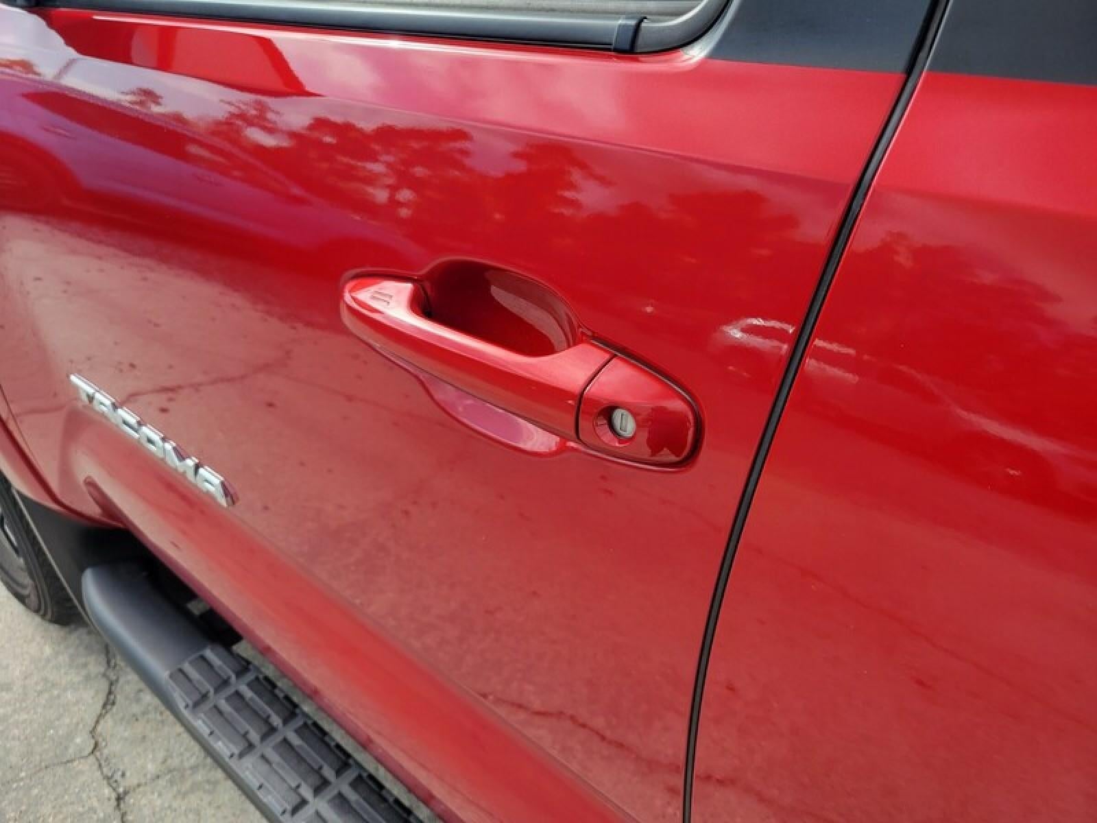 2022 Toyota Tacoma 2WD SR5