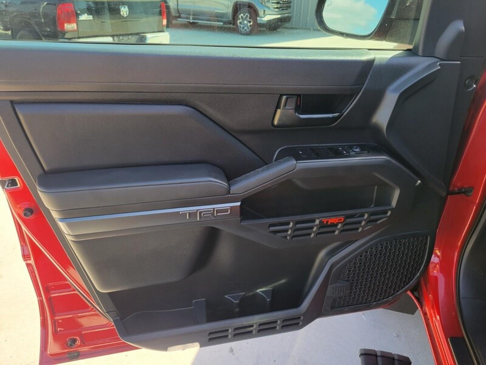 2024 Toyota Tacoma 4WD SR5