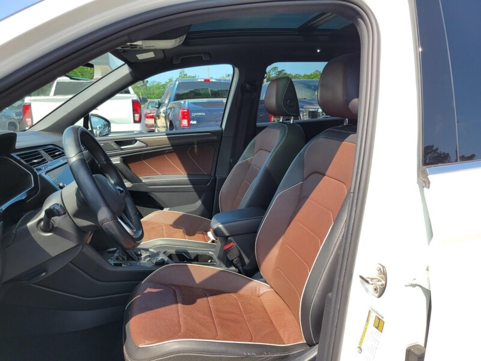 2022 Volkswagen Tiguan SEL R-Line