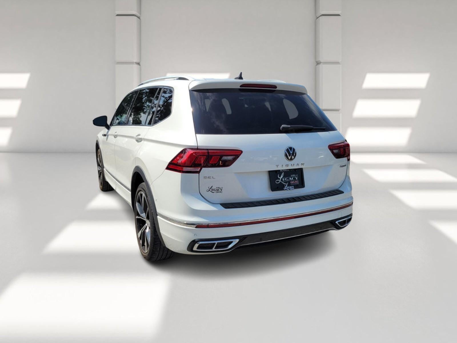 2022 Volkswagen Tiguan SEL R-Line
