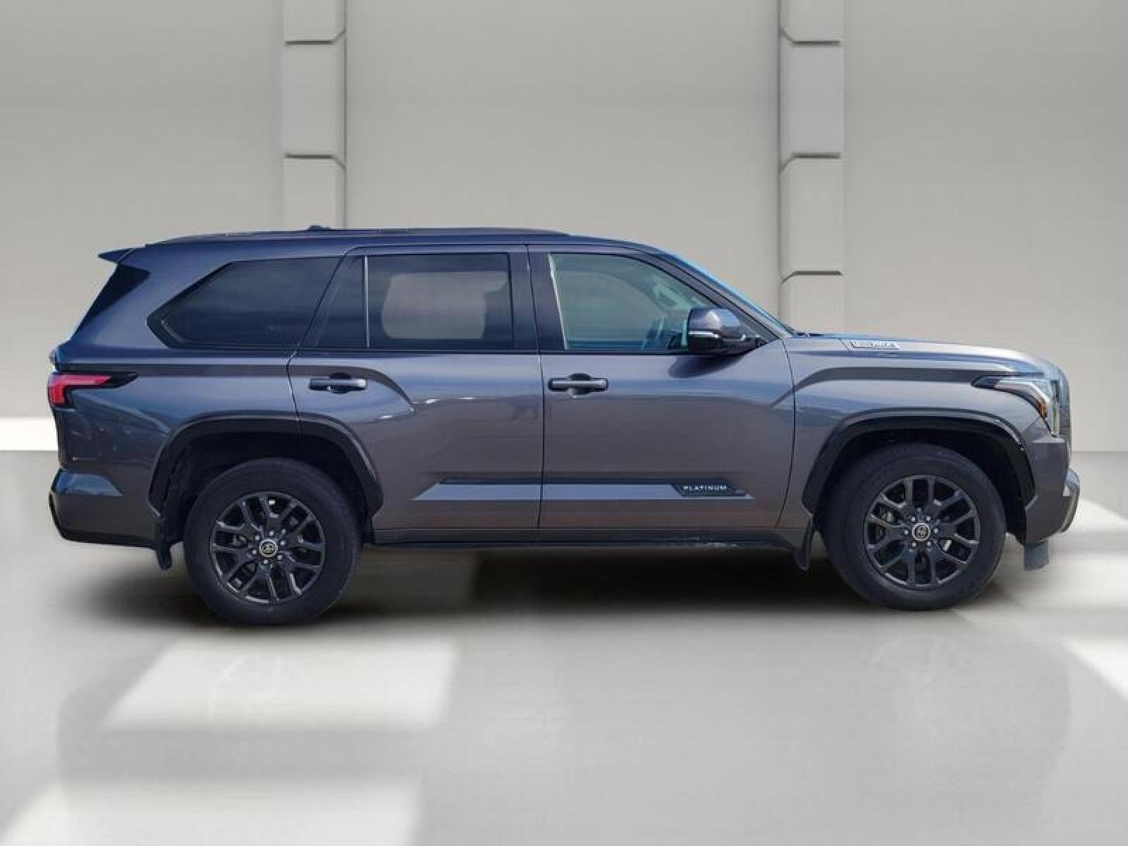 2023 Toyota Sequoia SR5