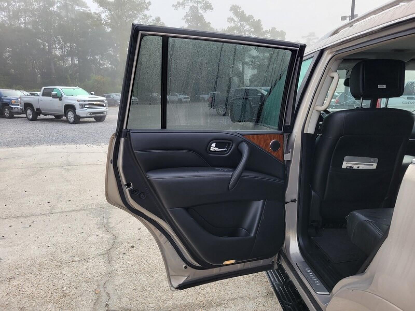 2019 INFINITI QX80 LUXE