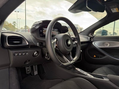 2023 McLaren Artura Base