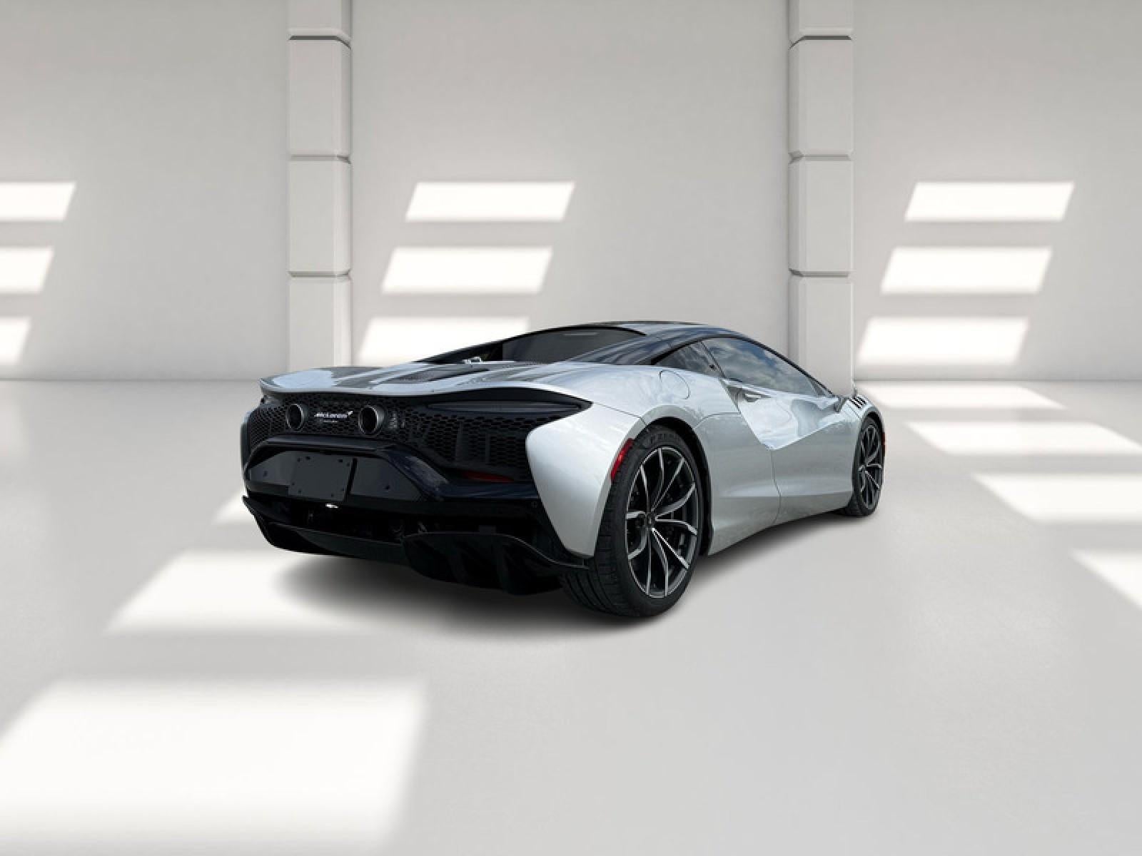 2023 McLaren Artura Base