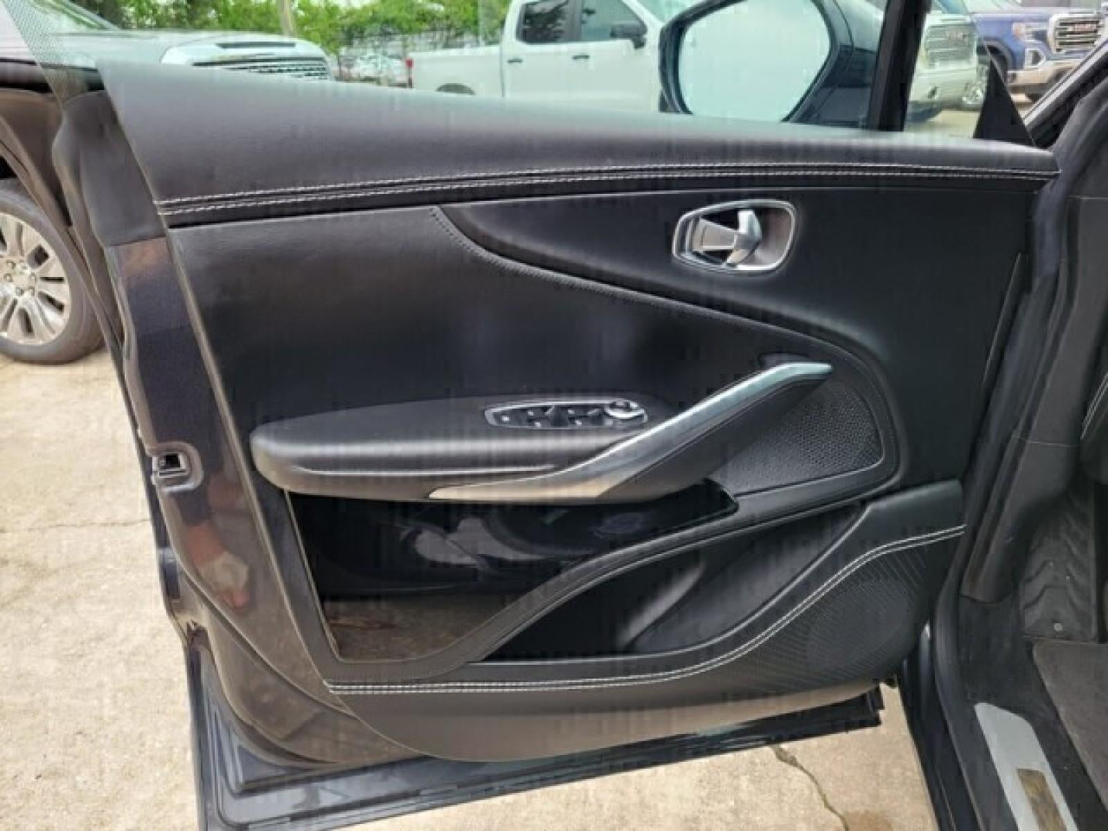 2021 Aston Martin DBX Base