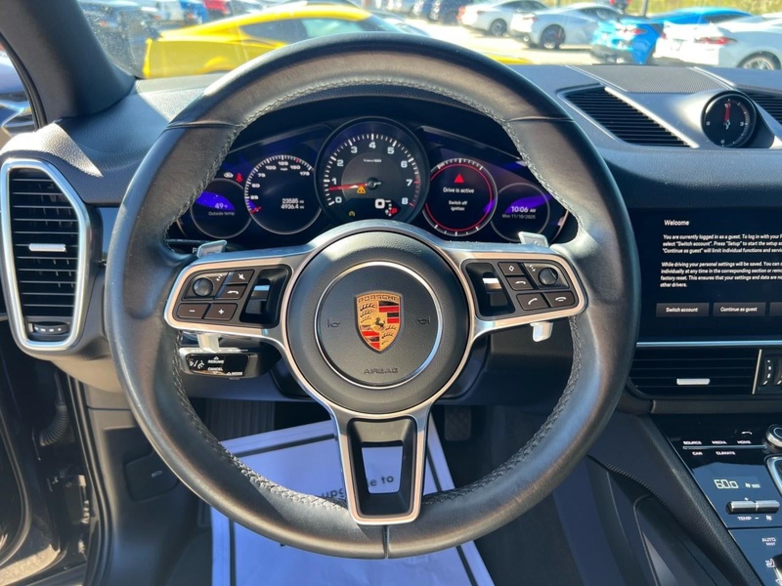 2023 Porsche Cayenne Base