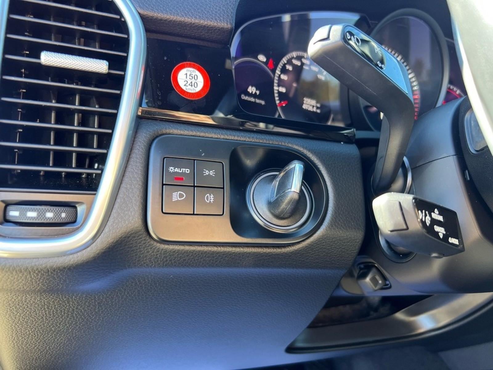 2023 Porsche Cayenne Base