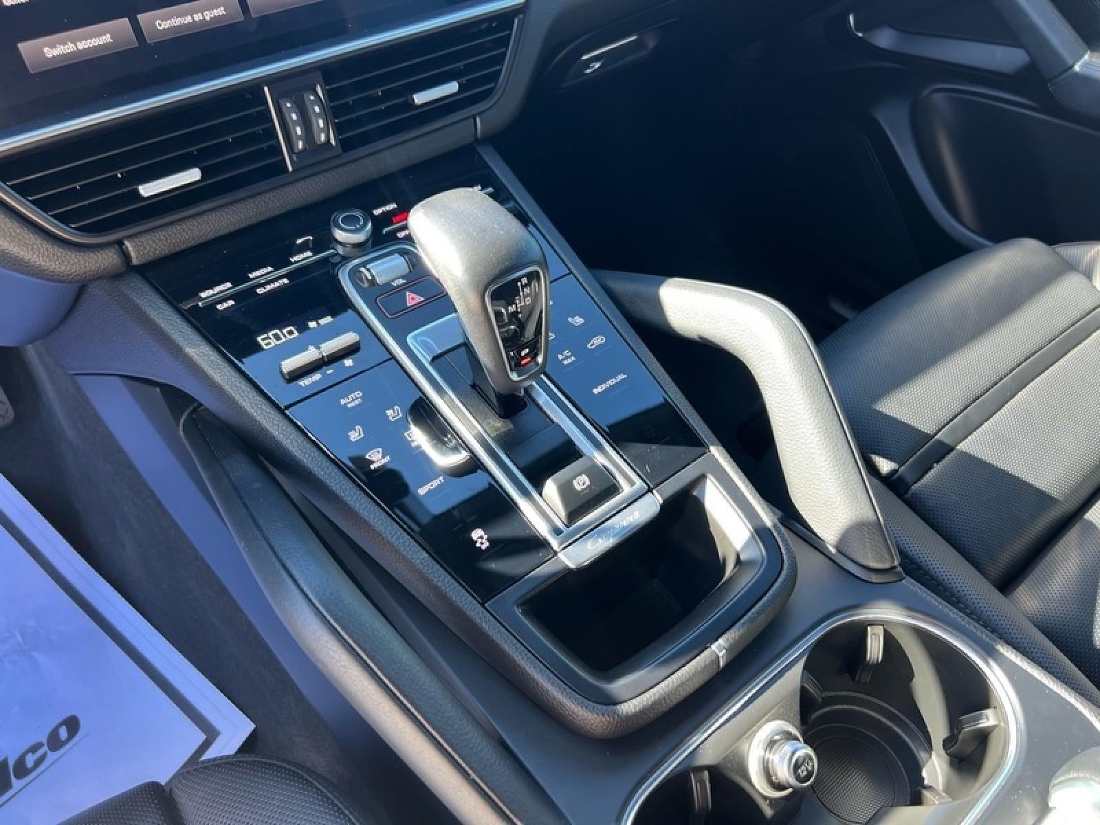 2023 Porsche Cayenne Base