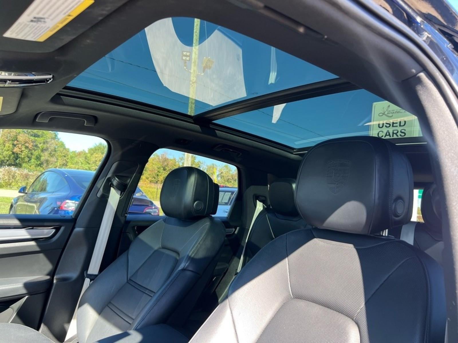 2023 Porsche Cayenne Base